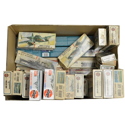 Lot 356 - Twenty-five Airfix and Revell plastic model boat and aircraft kits