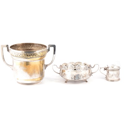 Lot 210 - Quantity of silver plated wares