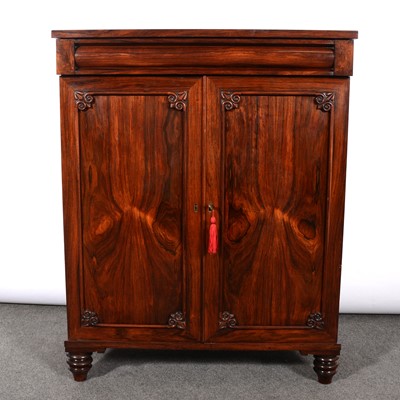 Lot 409 - William IV rosewood collectors’ cabinet