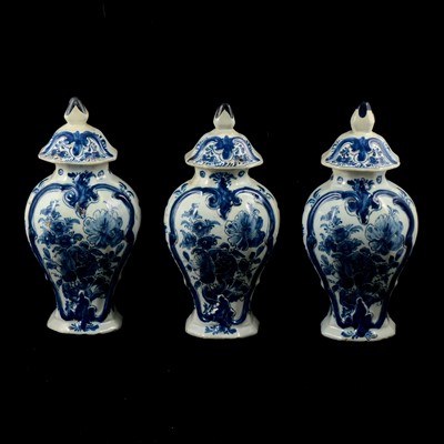 Lot 50 - Collection of Dutch Delft ceramics