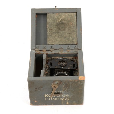 Lot 254 - Compass from a fighter-plane
