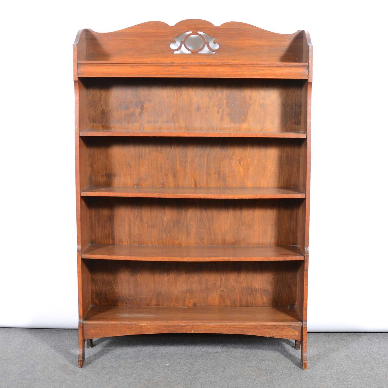 Lot 405 - Oak open bookcase