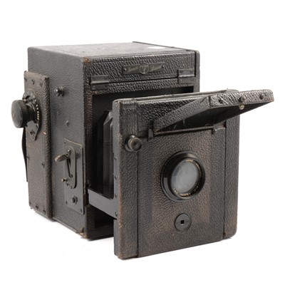 Lot 98 - Thornton Pickard box camera 'Junior Special' with Cooke Anastigmat TT&H ltd lens.
