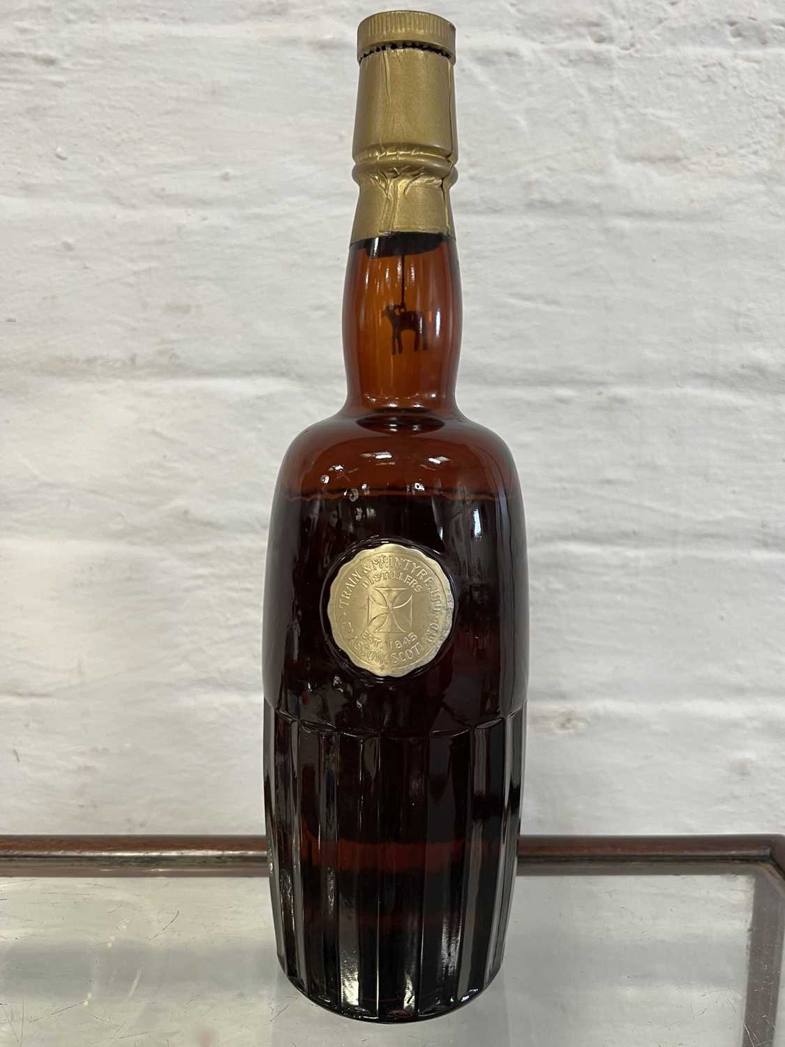 Lot 352 Old Angus, Blended Scotch Whisky Liqueur,
