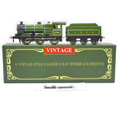 Lot 78 - Vintage Trains O gauge model railway locomotive with tender, LNER 0-6-0J, no.8281