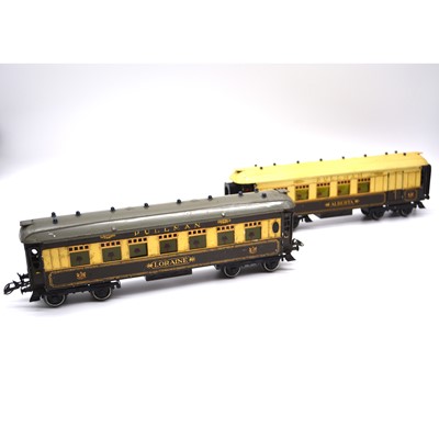 Lot 111 - Three Hornby O gauge model railways passenger coaches Pullman 'Alberta' 'Loraine'