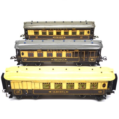 Lot 111 - Three Hornby O gauge model railways passenger coaches Pullman 'Alberta' 'Loraine'