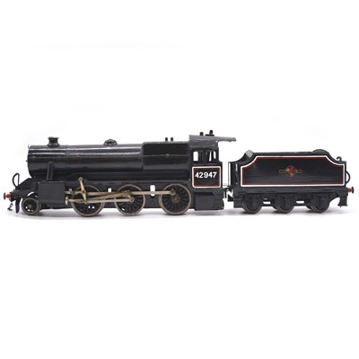 Lot 8 - Bassett-Lowke O gauge model live steam locomotive with tender, BR 2-6-0, no.42947