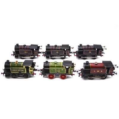 Lot 121 - Six Hornby O gauge model railway clock-work locomotives