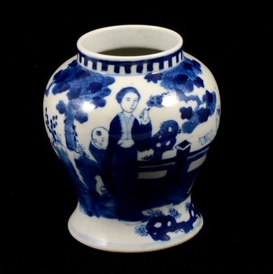 Lot 3 - Chinese porcelain vase, Ming style