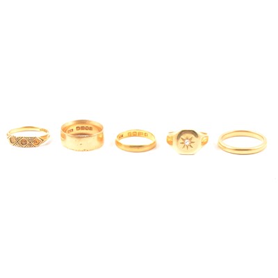 Lot 99 - Five gold rings, 22 and 18 carat.