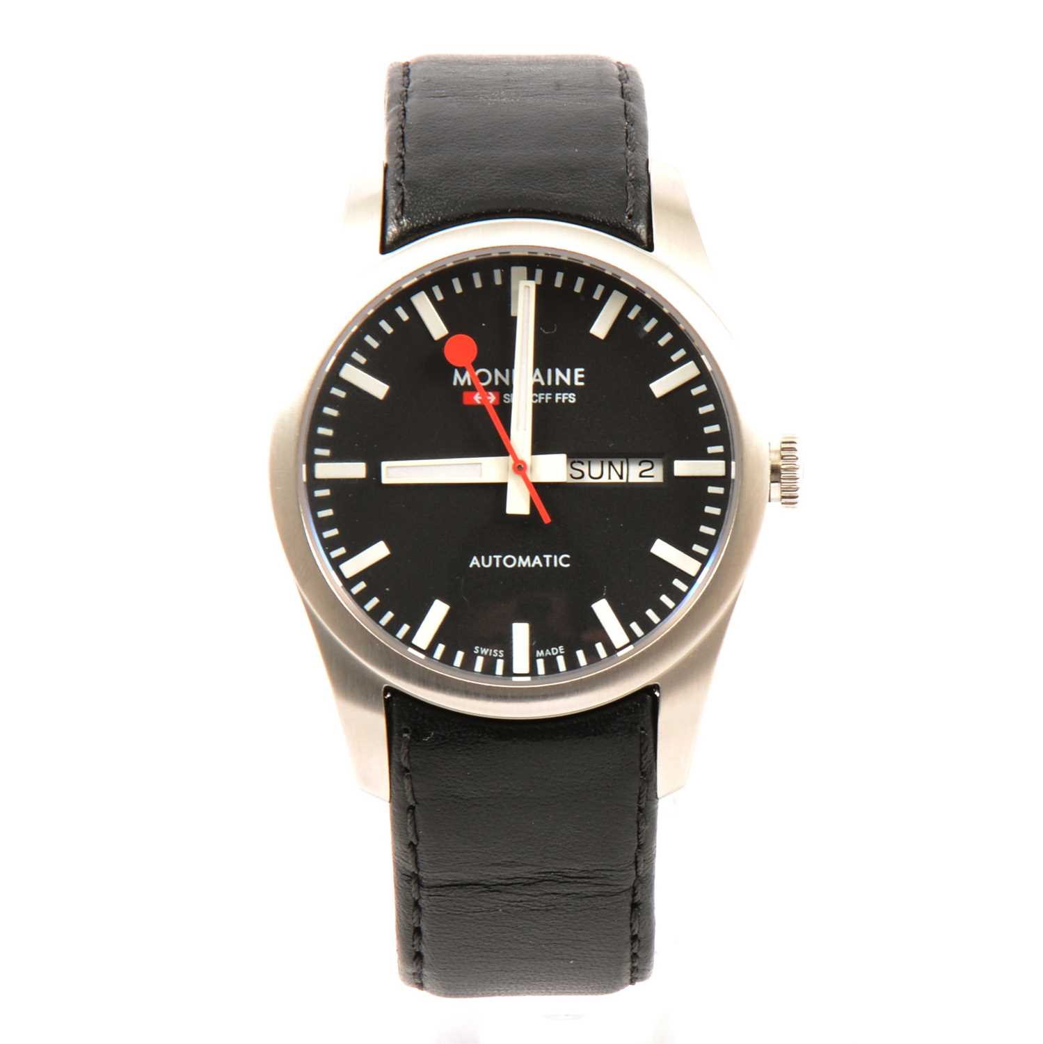 Lot 296 - Mondaine - a modern Swiss Railway style gentleman's wristwatch.