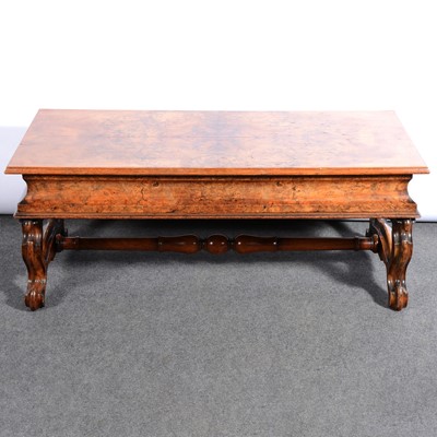 Lot 593 - Figured walnut low table