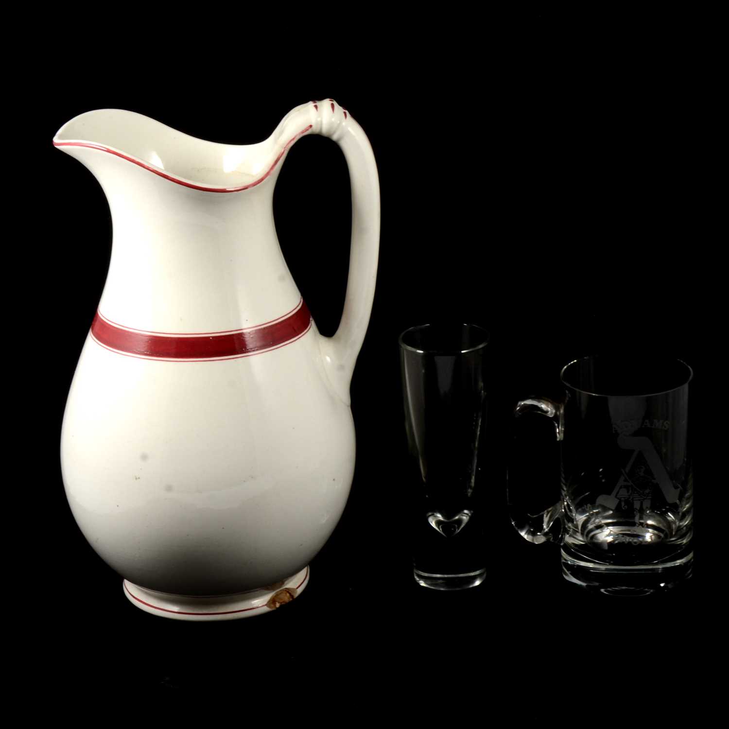 Lot 50 - Decorative and household glass and ceramics