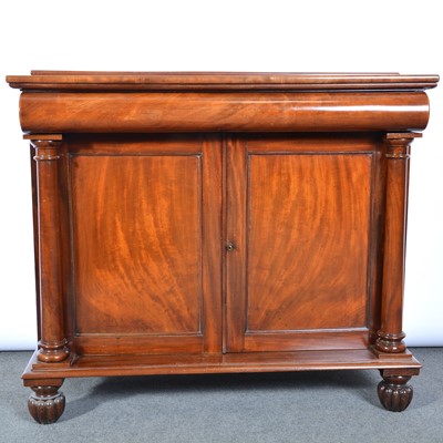 Lot 539 - Victorian mahogany chiffonier