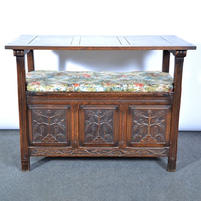 Lot 548 - Oak monks bench