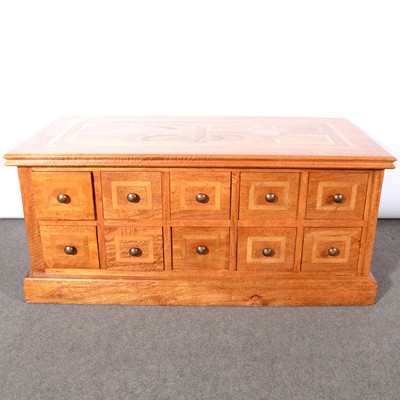 Lot 487 - Hardwood coffee table