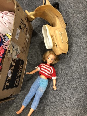 Lot 195 - Figures, dolls and toys, including Sindy dolls, Bionic Man and Woman etc