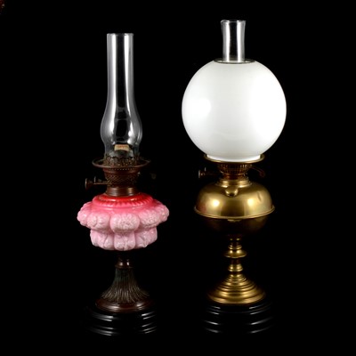 Lot 545 - Two Edwardian oil lamps