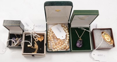 Lot 506 - A collection of gold and costume jewellery, coins.