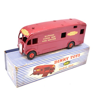 Lot 1063 - Dinky Toys die-cast model, ref 981 horse box 'British Railways', boxed.