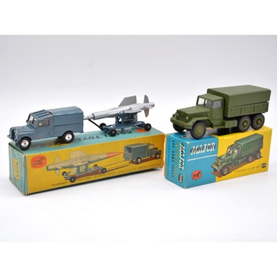 Lot 1090 - Corgi Major Toys die-cast model ref 1118 truck, Corgi Toys no.3 gift set, boxed