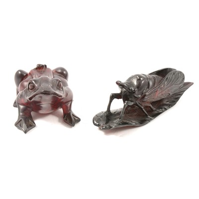 Lot 17 - Two carved resin animal figures