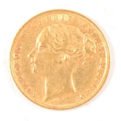 Lot 322 - Victoria, gold Sovereign coin, 1876