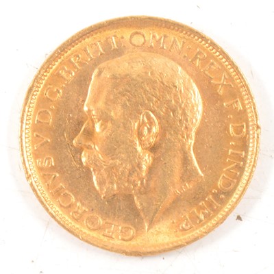 Lot 310 - George V, gold Sovereign coin, 1911.