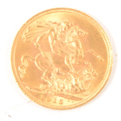 Lot 295 - George V, gold Sovereign coin, 1915.