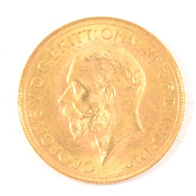 Lot 280 - George V, gold Sovereign coin, 1930