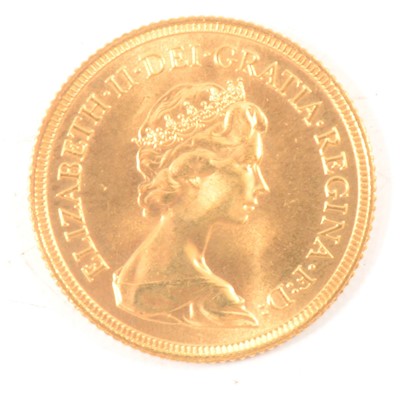 Lot 268 - Elizabeth II, gold Sovereign coin, 1981.