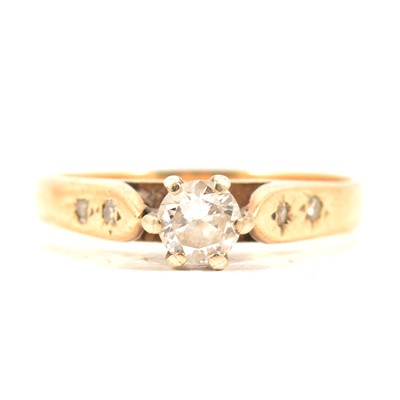 Lot 227 - A diamond solitaire ring.