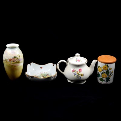 Lot 58 - Quantity of decorative ceramics, including Doulton, Portmeirion, etc