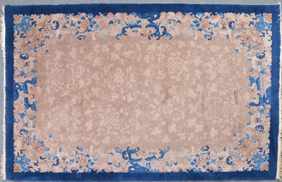 Lot 498 - Chinese wool rug