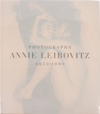 Lot 128 - Annie Leibovitz, Photographs 1970-1990, signed 1st Edition