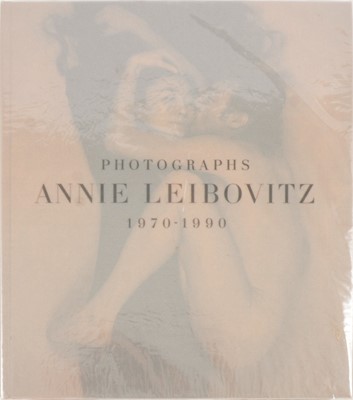 Lot 127 - Annie Leibovitz, Photographs 1970-1990, signed 1st Edition
