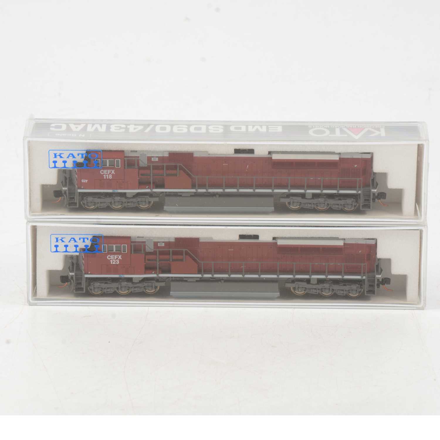 Lot 565 - Two Kato N gauge model railway locomotives, SD90/43MAC CEFX