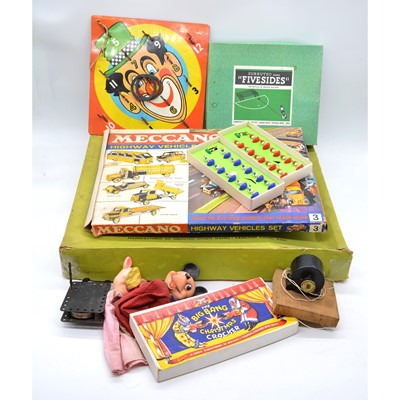 Lot 1211 - Vintage toys and games, including Subbuteo Fivesides set etc