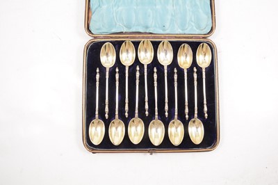 Lot 223 - A set of twelve Victorian term head tea spoons, Edward Hutton & Sons