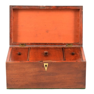 Lot 125 - Victorian mahogany tea caddy