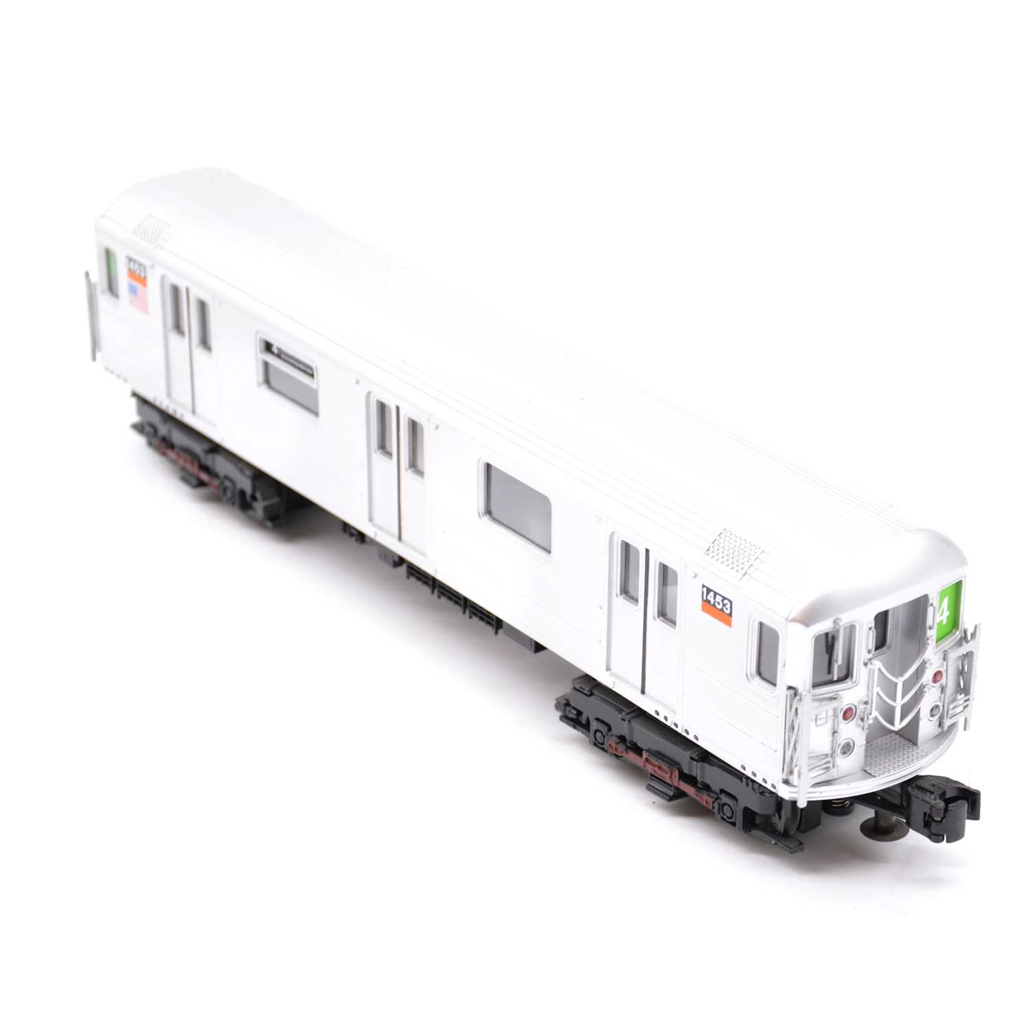 Lot 130 - MTH Electric Trains O gauge locomotive, R62 Subway car no.1453.