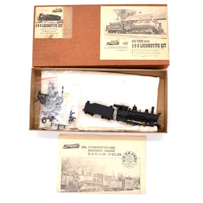 Lot 581 - Roundhouse Product HOn3 narrow gauge locomotive, kit-built 2-8-0 C-21 with tender