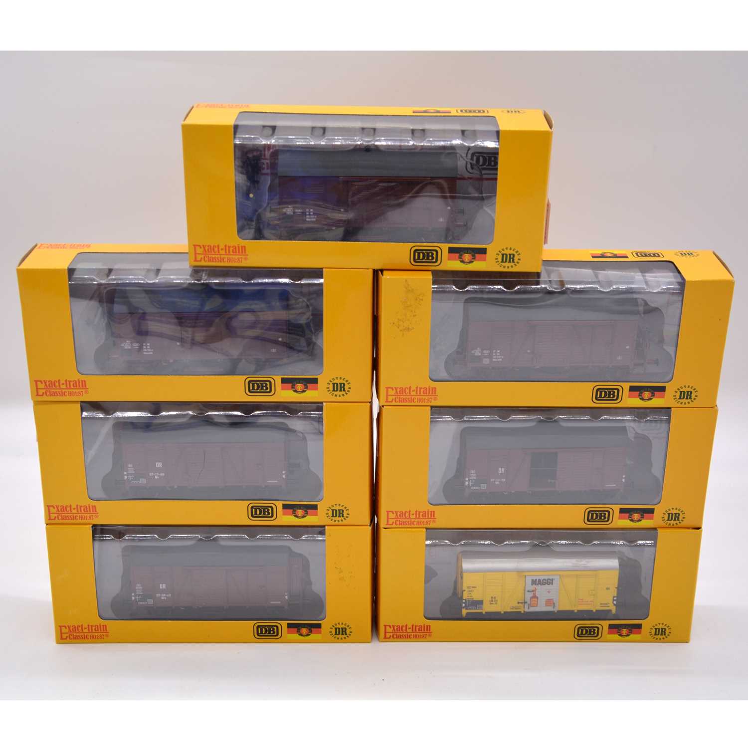 Lot 192 Five Exact Train Classic HO gauge model