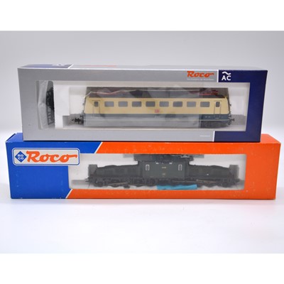 Lot 147 - Two Roco HO gauge model electric locomotives including ref 63527 SBB Ce6/811