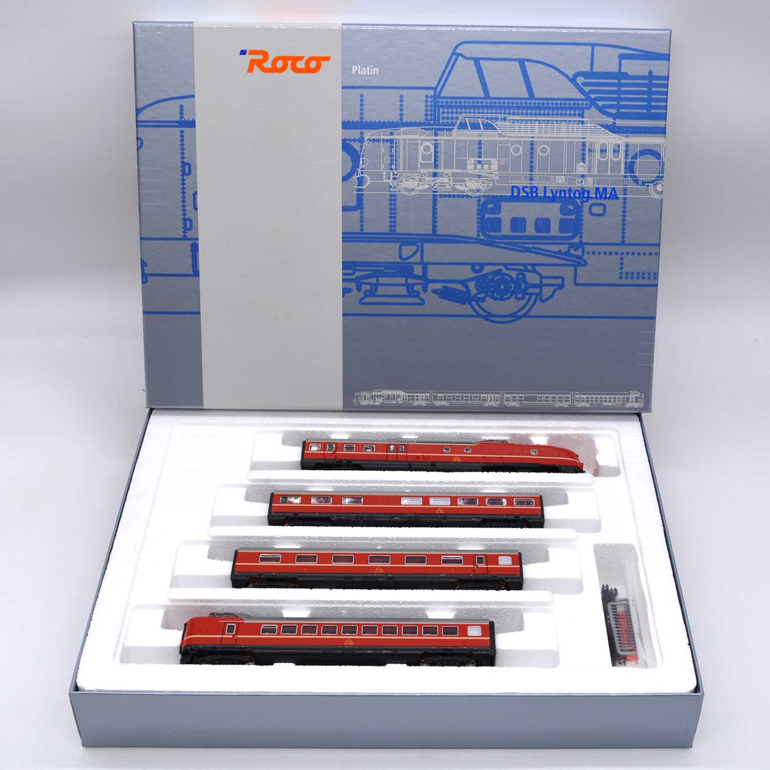 Lot 391 - Roco HO gauge model railway locomotive set,