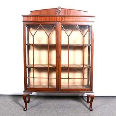 Lot 431 - Mahogany china cabinet