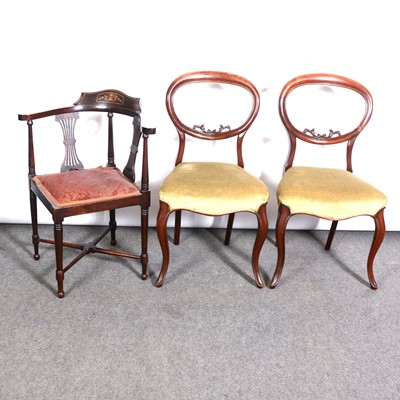 Lot 466 - Late Victorian mahogany corner chair, pierced...