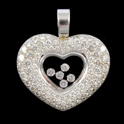 Lot 231 - Chopard - a happy diamond heart pendant.