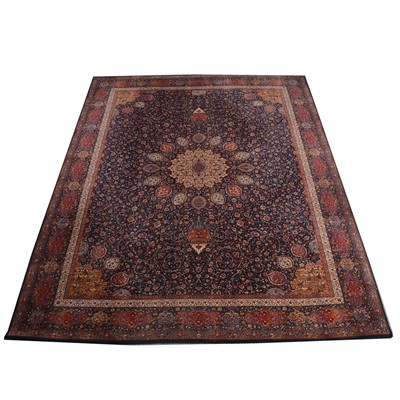 Lot 362 - Wilton Persian pattern carpet